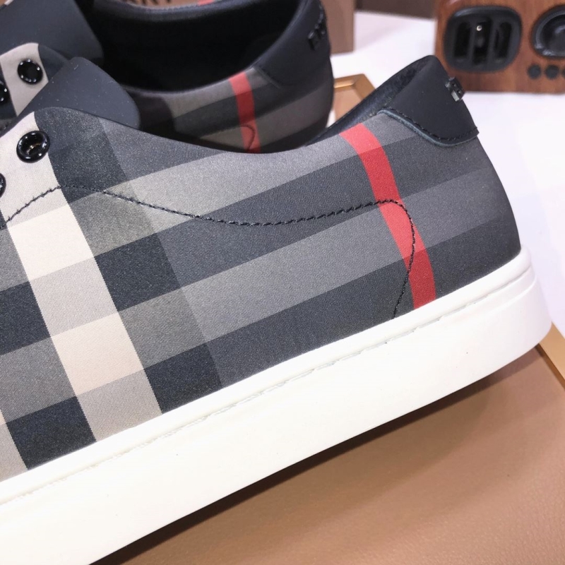 Burberry Sneakers